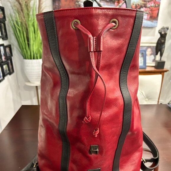 Genuine Italian Leather Backpack - Red - Unisex - Picture 15 of 16